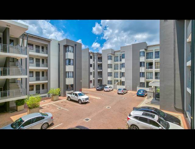 2 BEDROOM APARTMENT FOR SALE IN RIVONIA